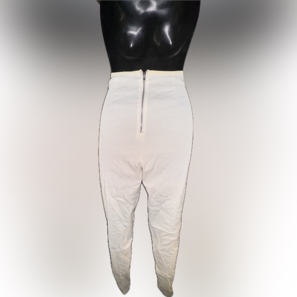 Woman’s white pants/jeans lace up front look - Picture 2 of 2